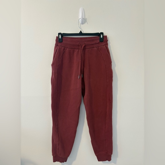 Lululemon High Rise Scuba Jogger Size 4 Smoky Red - Picture 2 of 5